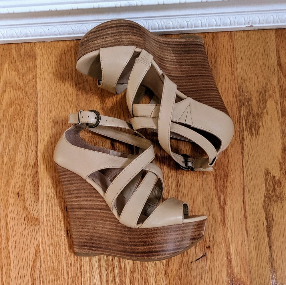 Aldo Platform Wedge Sandals. Size 5 (35)